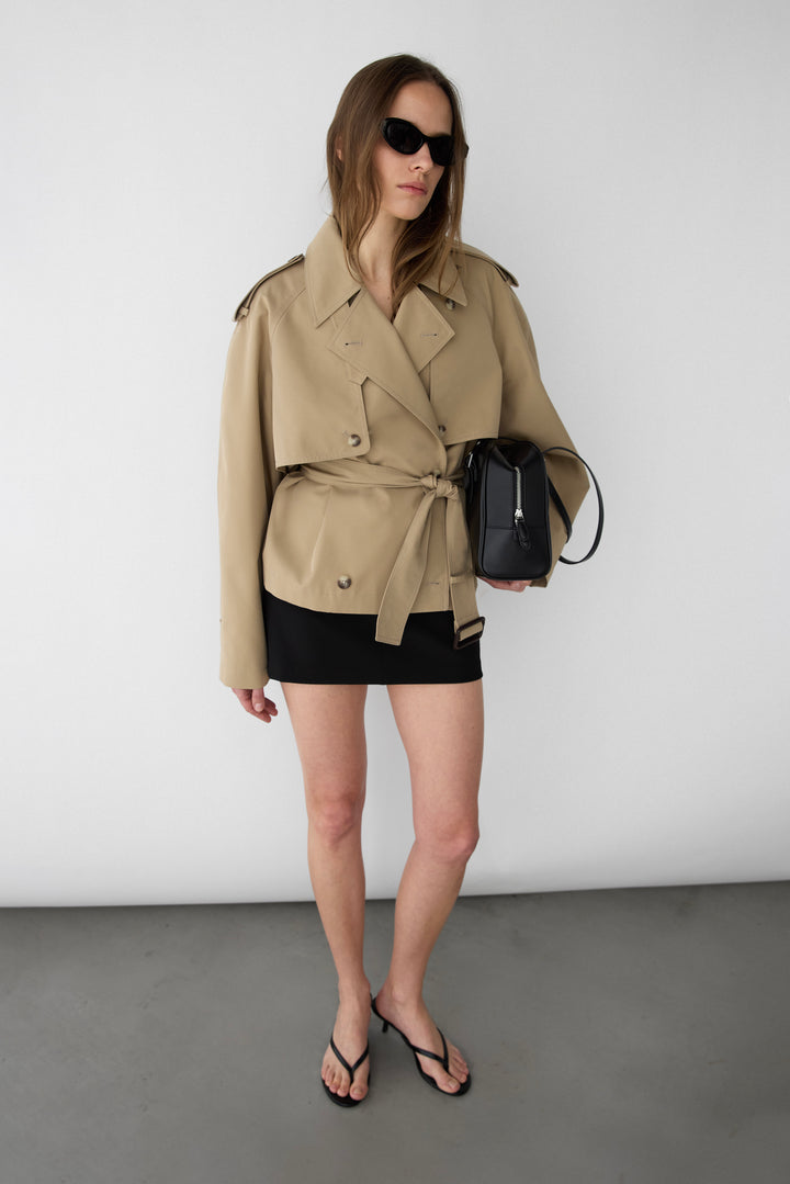 LIV BOWLER BAG in Black — alternate angle