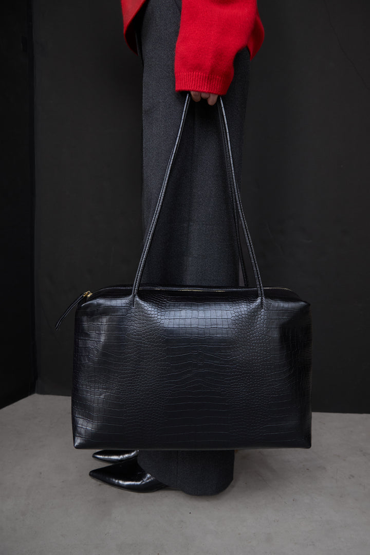 CROC INSPIRED SHOULDER BAG in Black — alternate angle
