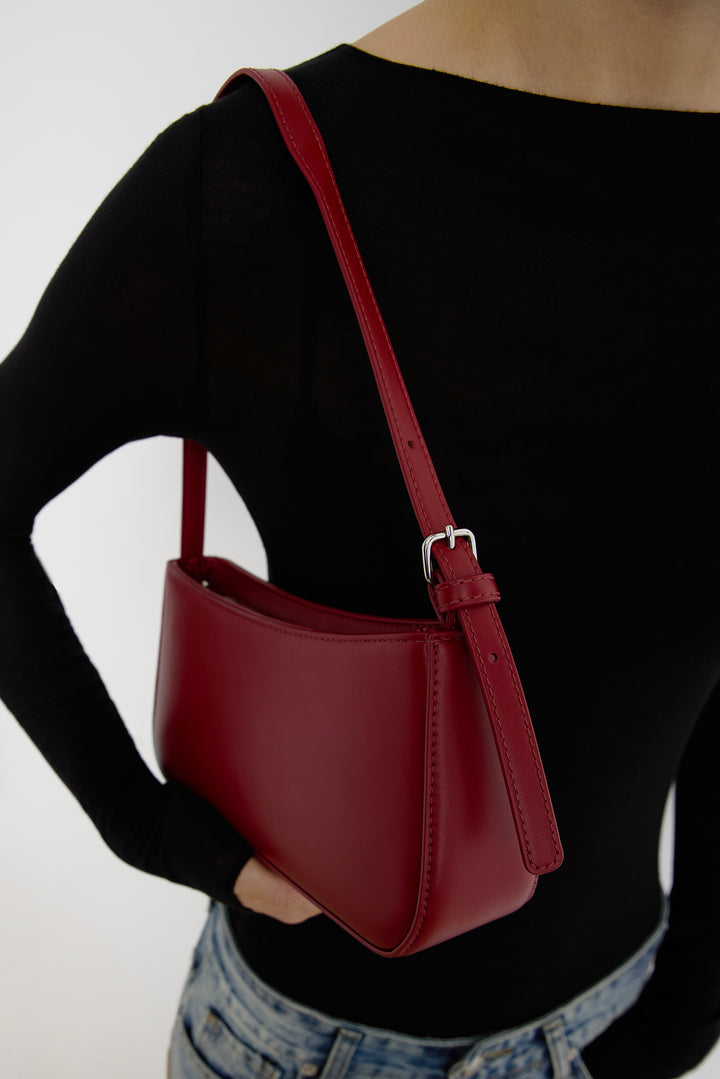 MINIMAL SHOULDER BAG in Cherry — alternate angle