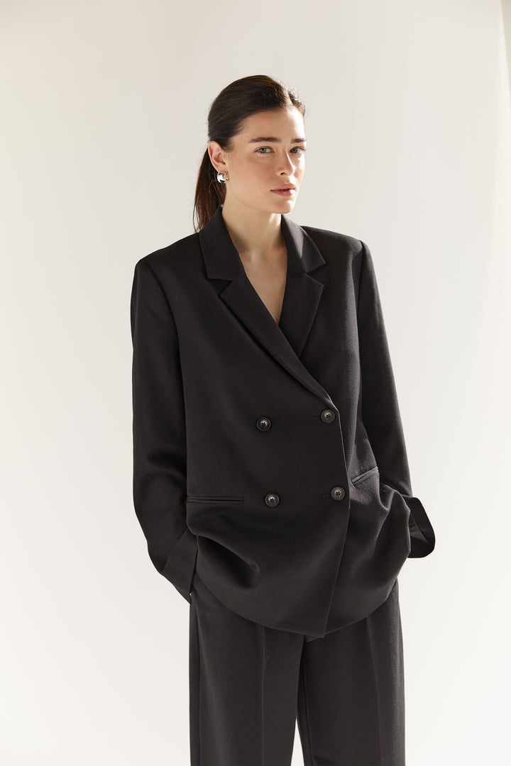 OVERSIZED BLAZER in Black — alternate angle