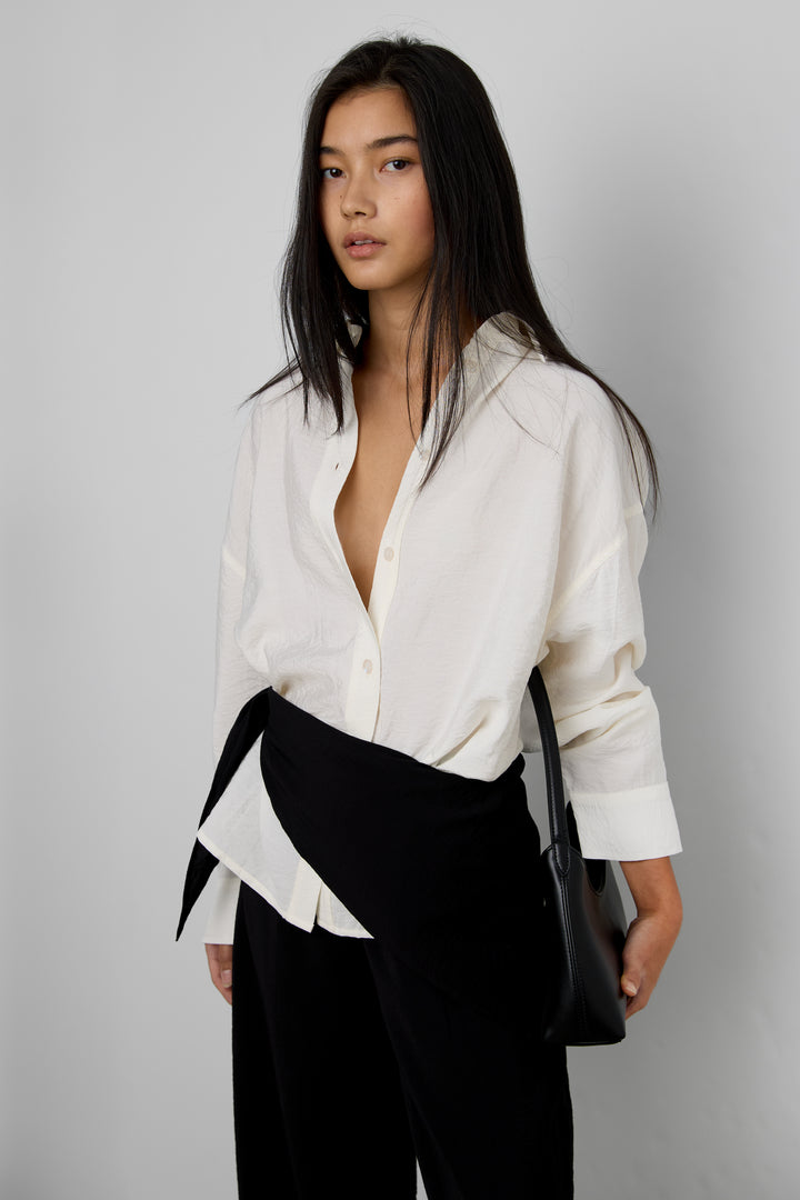 LIGHTWEIGHT CRINKLED SHIRT WITH BACK CINCHING BUTTONS in Cream — alternate angle