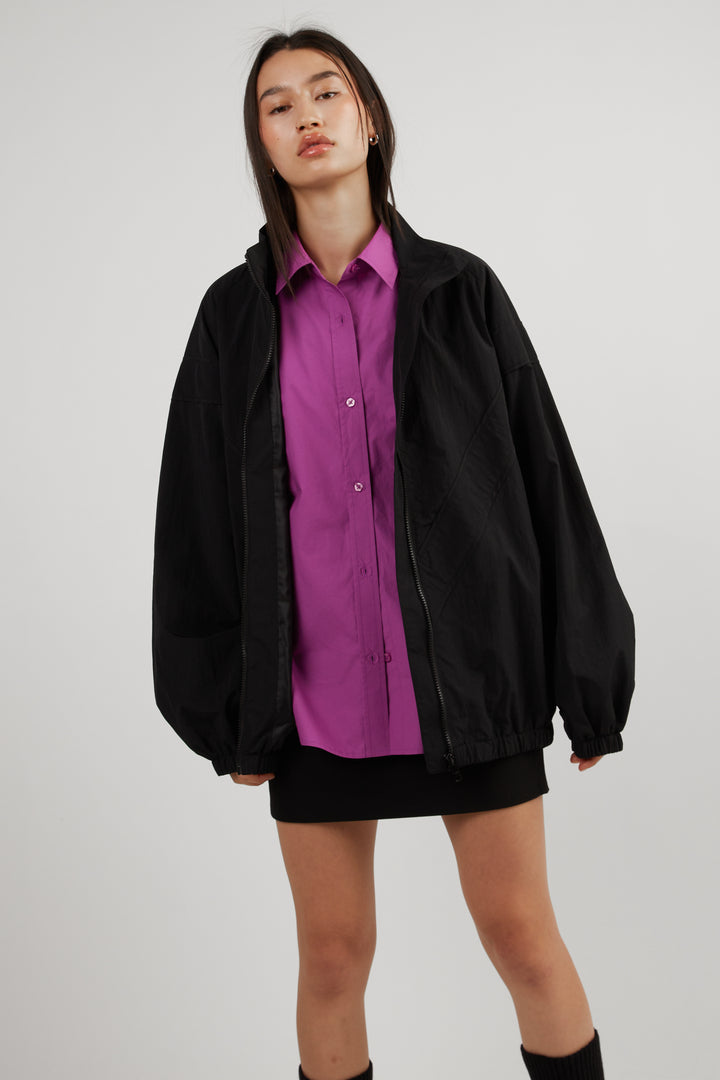 COTTON POPLIN SHIRT in Striking Purple — alternate angle