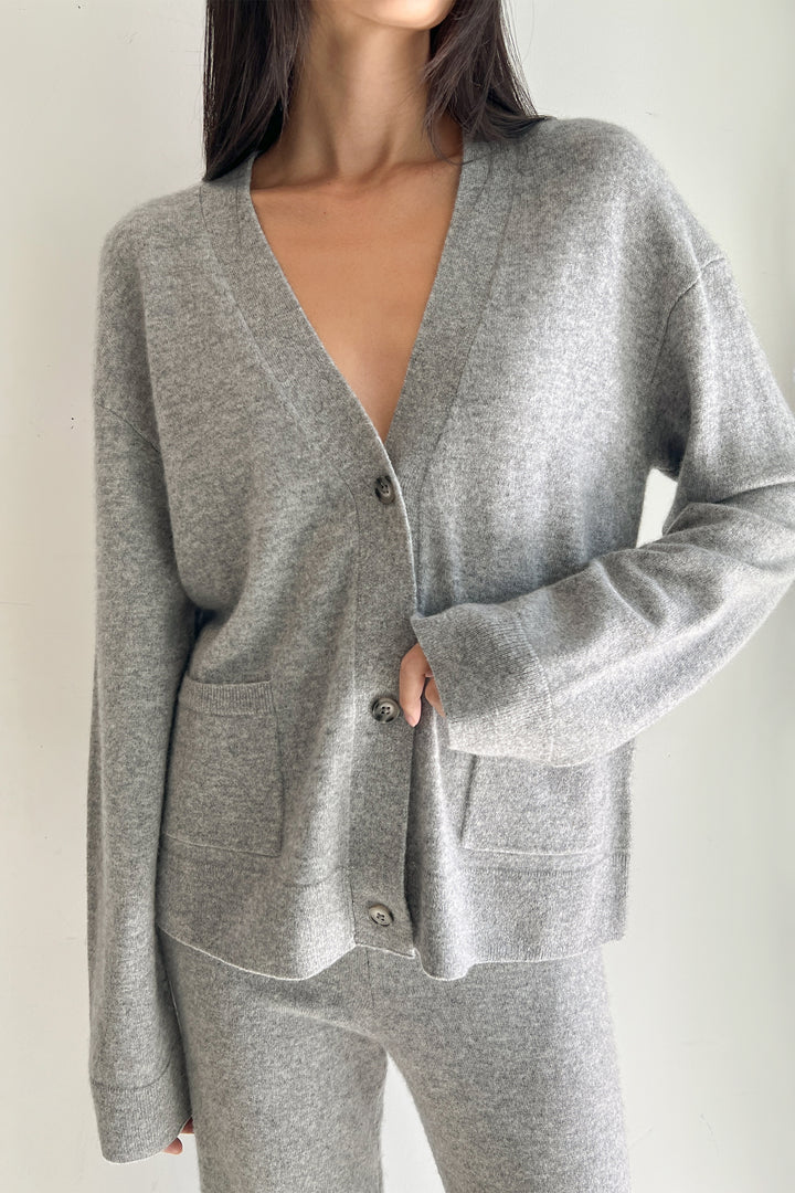 100% CASHMERE CARDIGAN in Dark Heather Grey — alternate angle