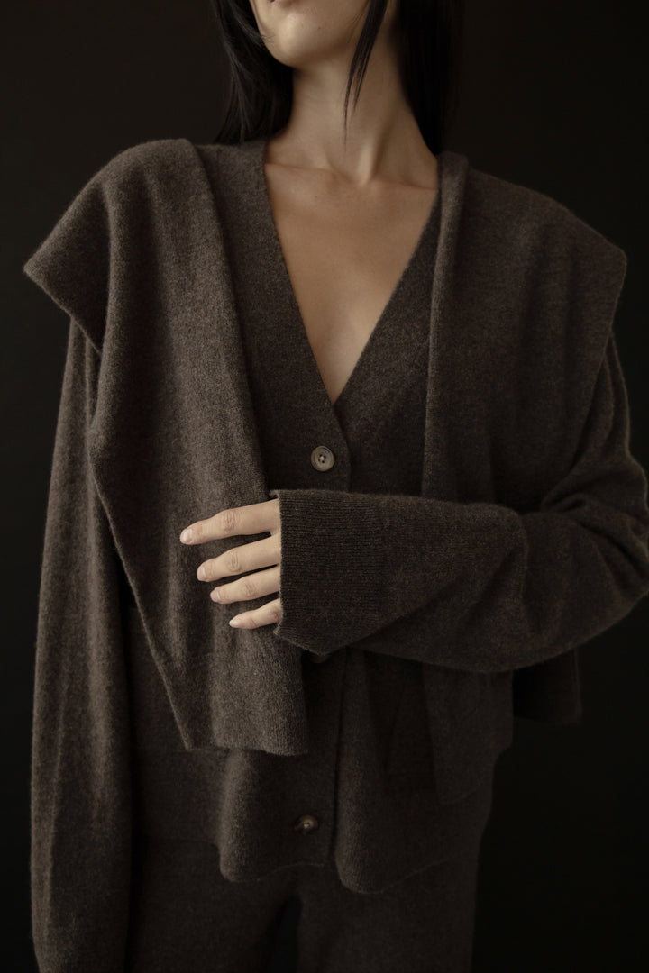 100% CASHMERE CARDIGAN in Turkish Coffee — alternate angle
