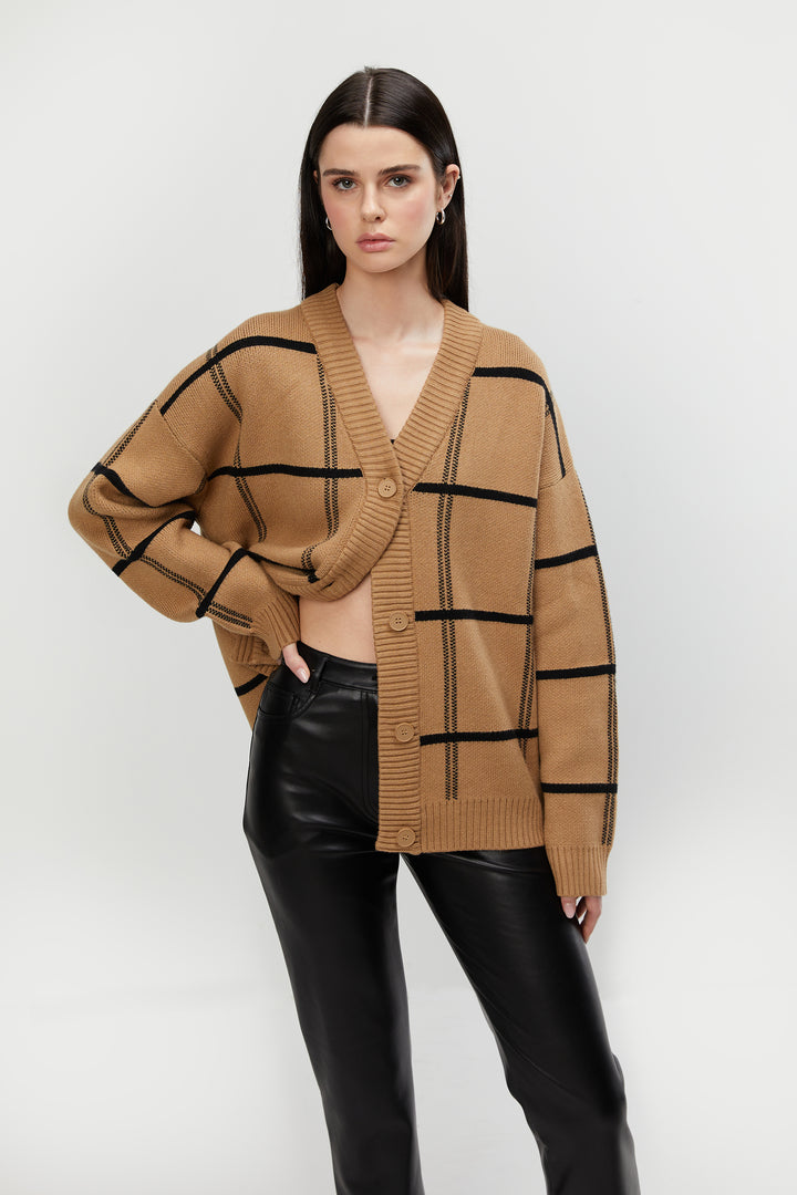 OVERSIZED PLAID CARDIGAN in Camel Black — alternate angle