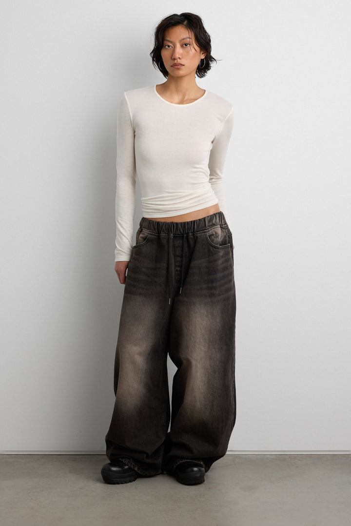 VINTAGE WASH ELASTIC WAIST JEAN in Black Wash — alternate angle