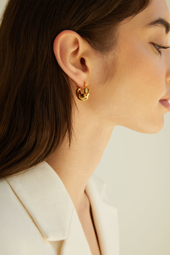 CHUNKY TWISTED HOOPS in Gold — alternate angle