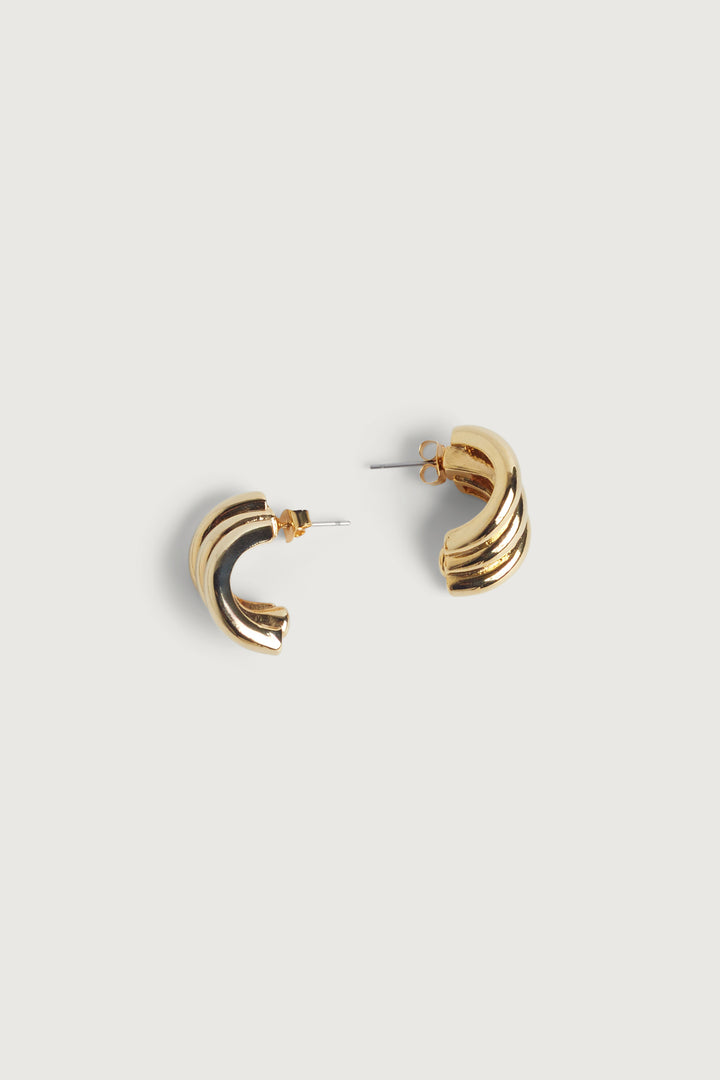 THREE HALF HOOP EARRING in Gold — alternate angle