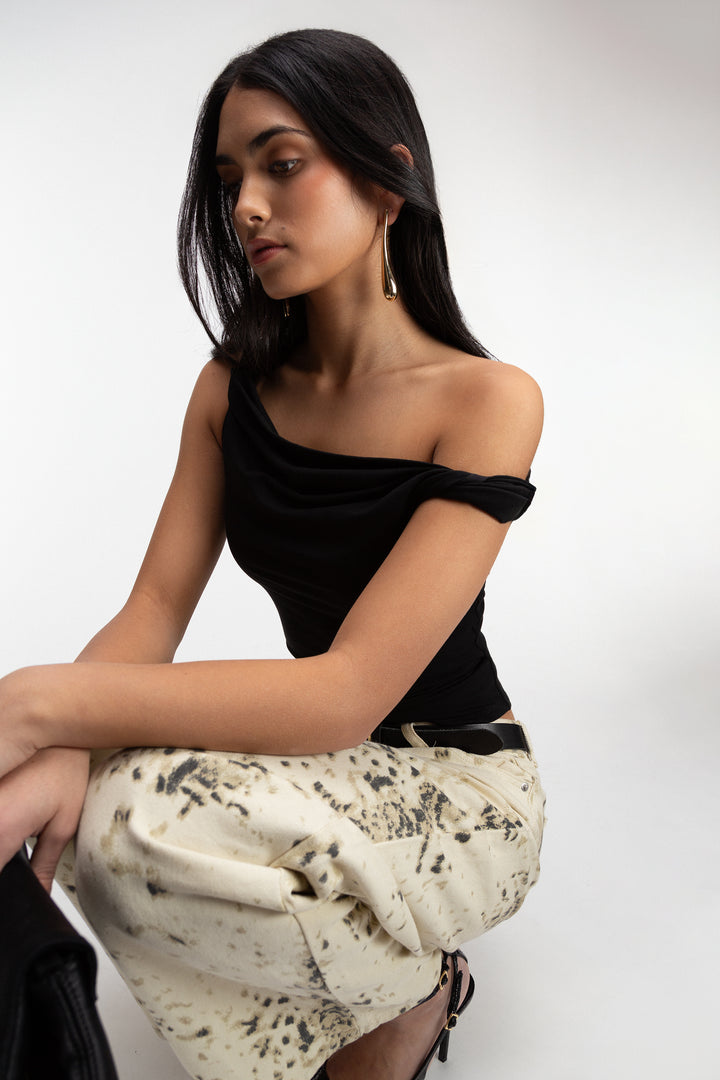 LONG TEAR DROP EARRING in Gold — alternate angle