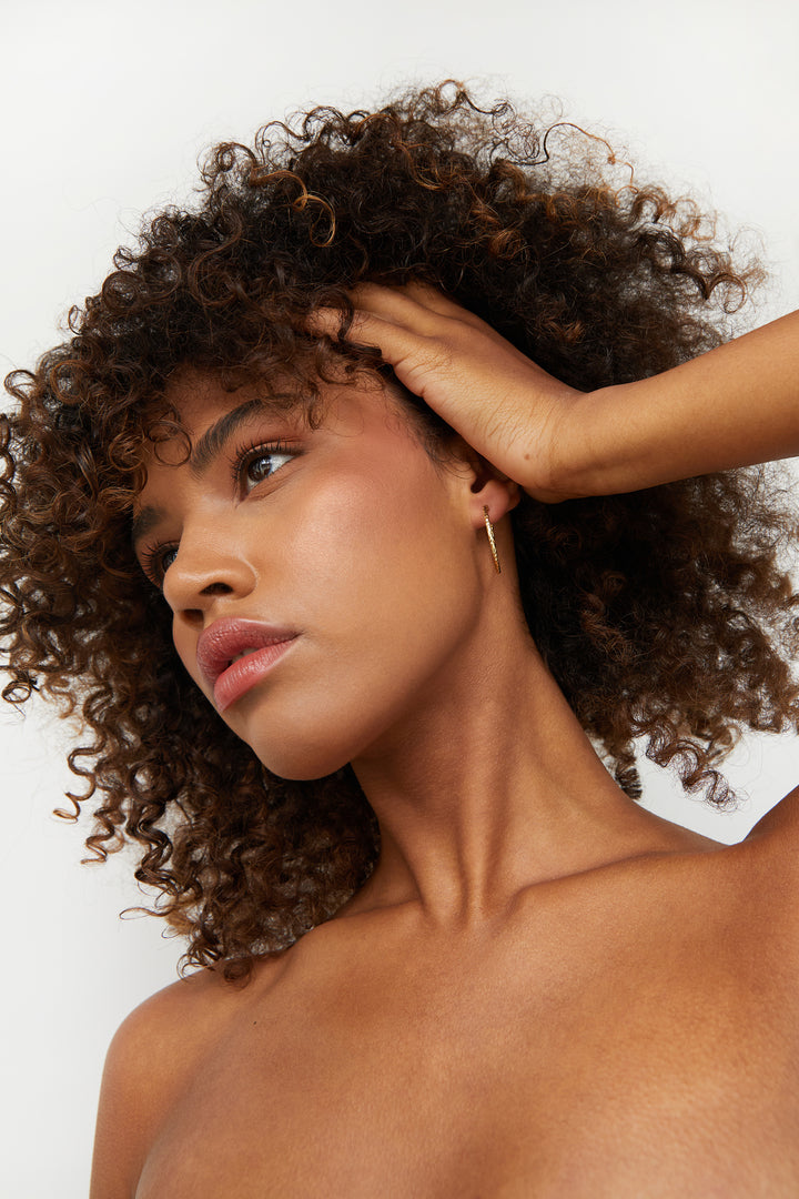 BIG HOOP EARRING in Gold — alternate angle