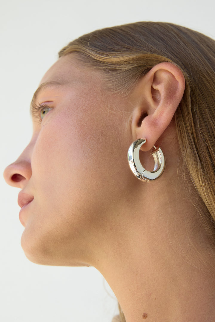 CHUNKY HOOP EARRINGS in Silver — alternate angle