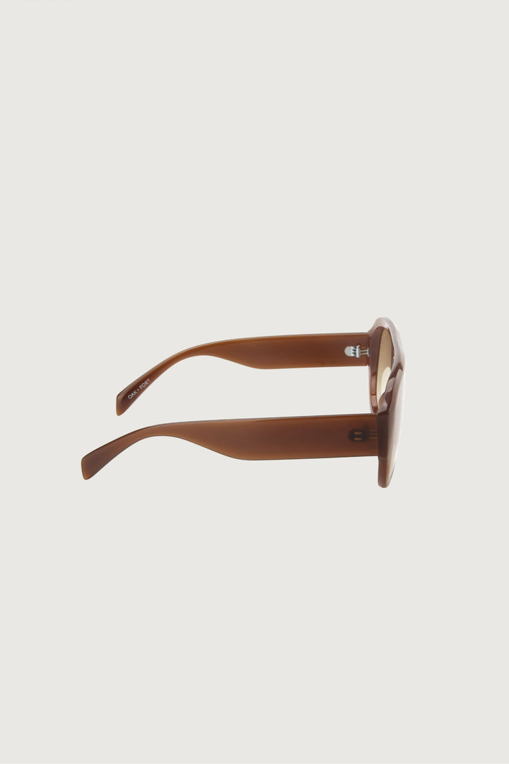 OVERSIZED AVIATOR SUNGLASSES in Toffee — alternate angle