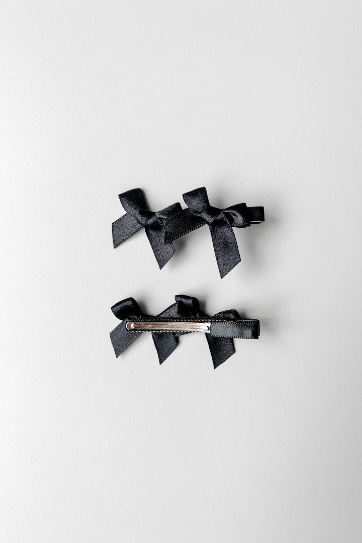 HAIR CLIP SET WITH DOUBLE BOWS in Black — alternate angle
