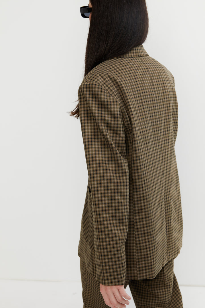 OVERSIZED PLAID BLAZER in Beech Taupe Plaid — alternate angle