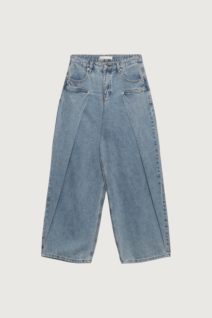 PIN TUCK WIDE LEG DENIM JEAN in Medium Wash — alternate angle