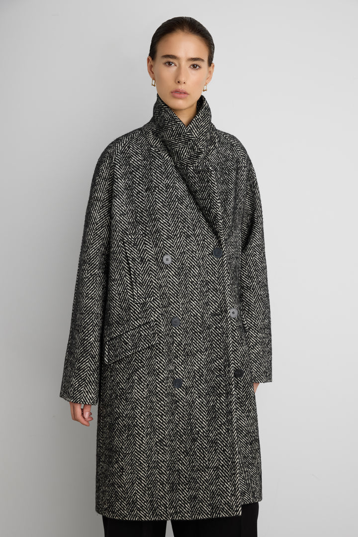 OVERSIZED WOOL-BLEND DOUBLE-BREASTED COAT in Black — alternate angle