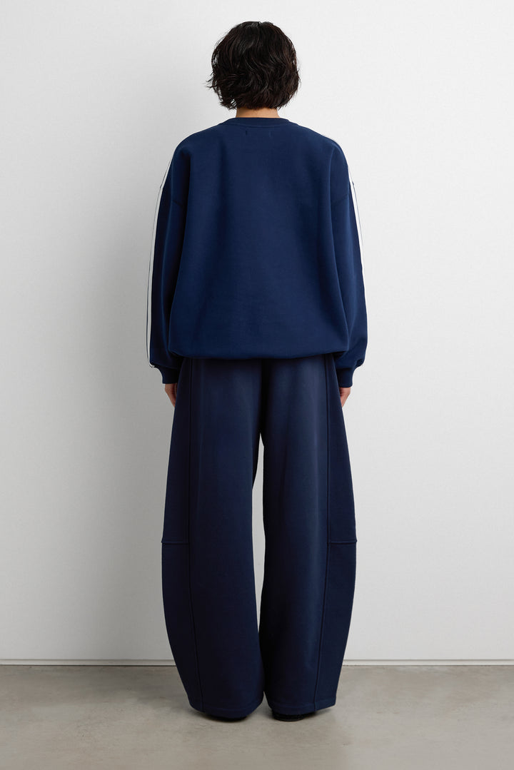 FLEECE STUDIO BARREL LEG SWEATPANT in Navy Blazer — alternate angle