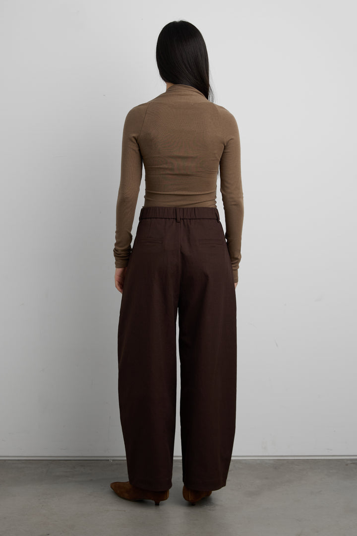 PETITE RELAXED PLEATED WIDE LEG PANT in Brown — alternate angle