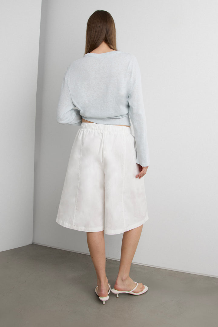 RELAXED DRAWSTRING SHORT in White — alternate angle