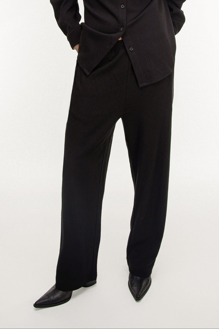 ELASTIC WAIST PANT
