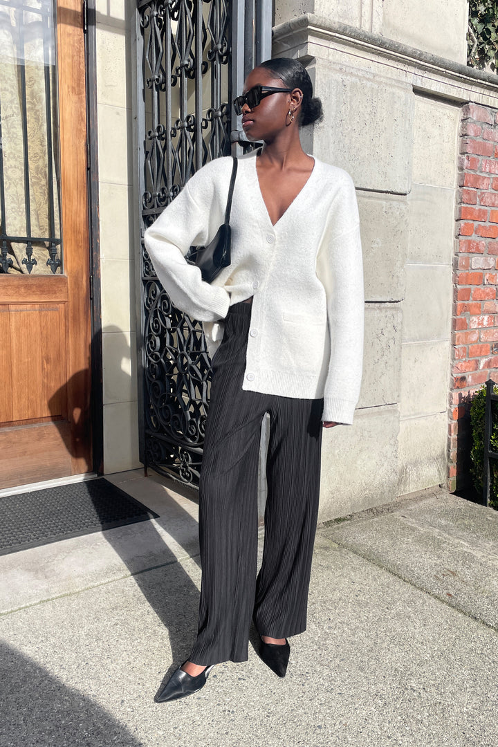 PLEATED LOUNGE PANT in Black — alternate angle