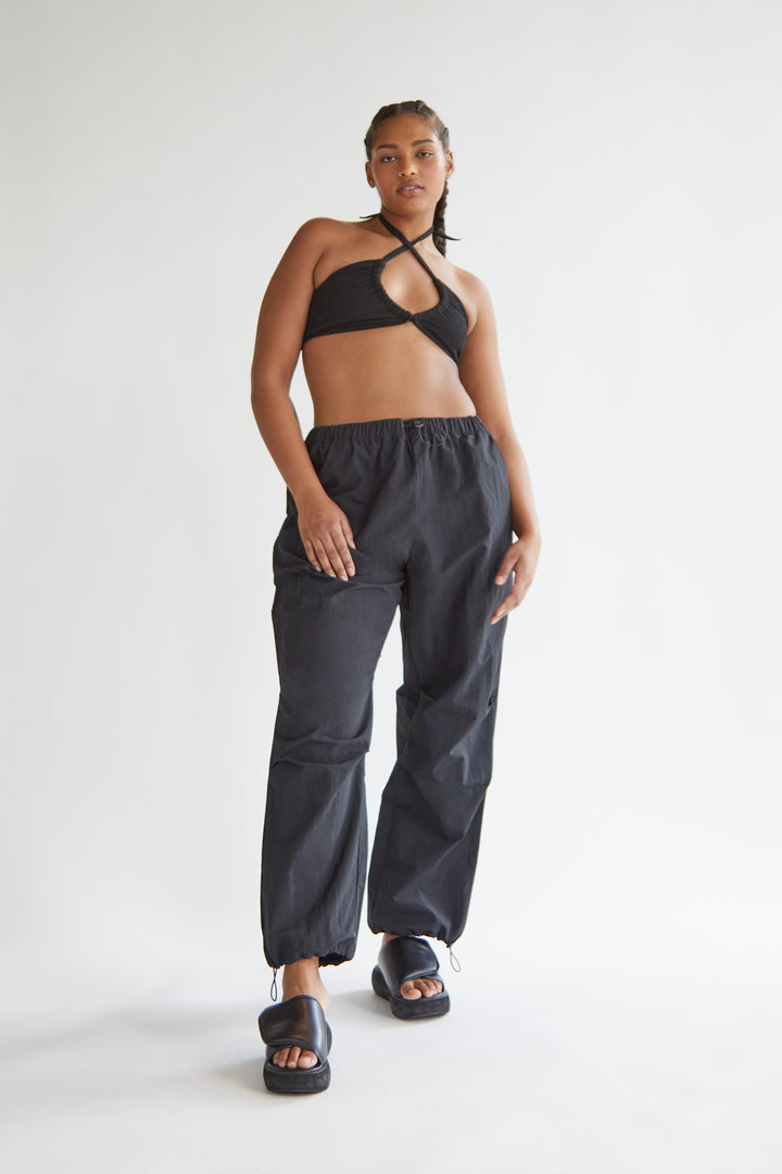PARACHUTE PANT in Black — alternate angle