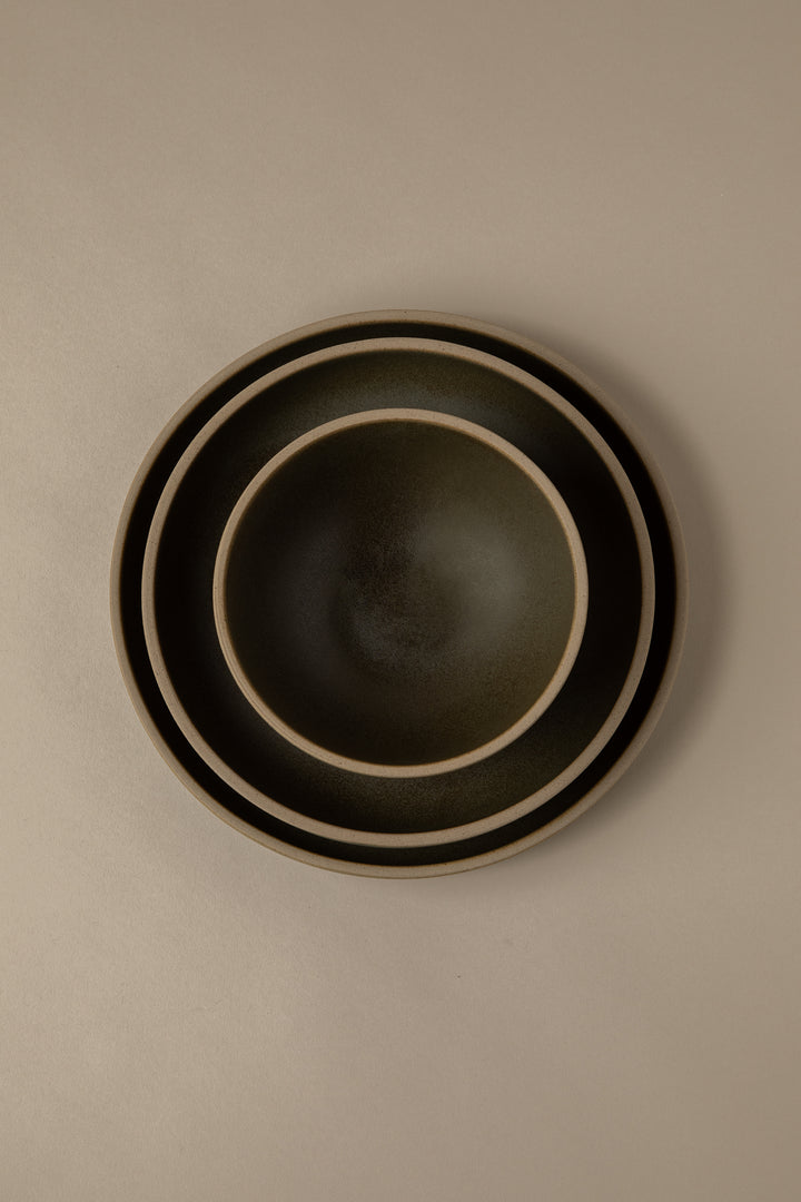 CREST DINNER PLATTER in Tuscan Olive — alternate angle
