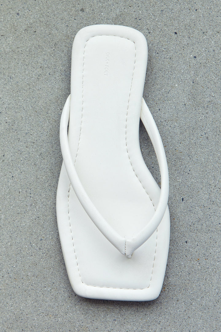 PADDED FLIP FLOP in White — alternate angle