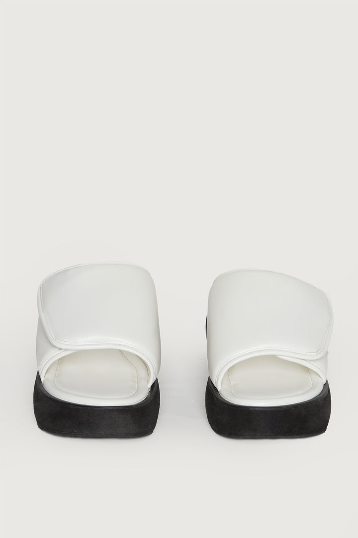 PLATFORM SANDAL in White — alternate angle