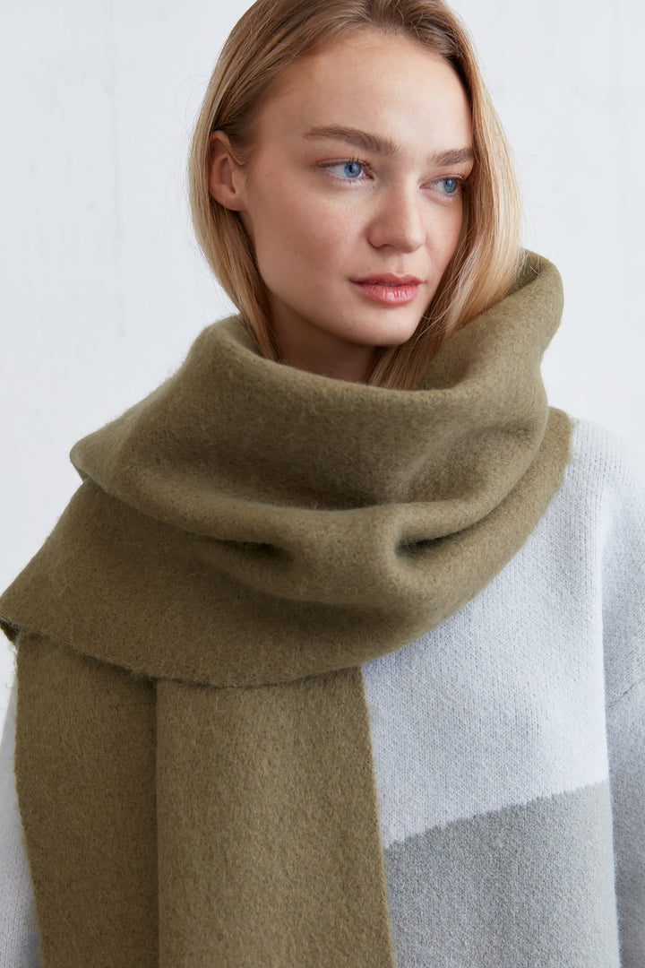 ALPACA SCARF WITH TASSELS in Burnt Olive — alternate angle