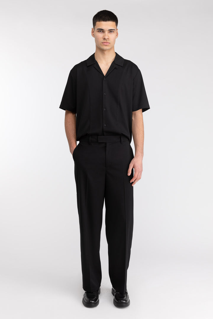 CAMP COLLAR SHORT SLEEVE SHIRT in Black — alternate angle