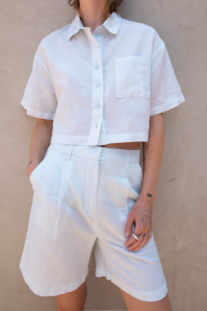 LINEN BLEND SHORT in Illusion Blue — alternate angle