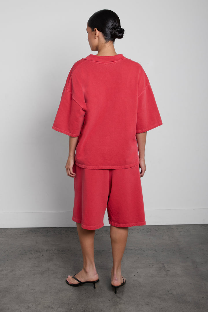 VINTAGE WASH SWEATSHORT in Red — alternate angle