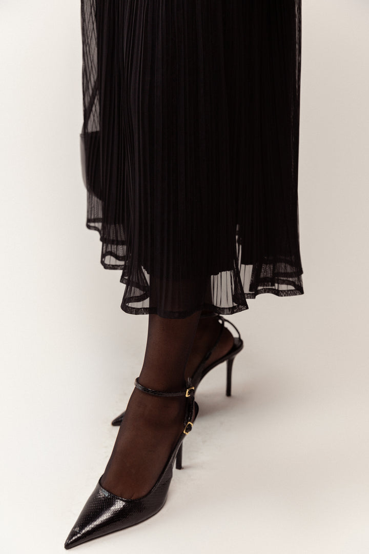 PLEATED LAYER MAXI SKIRT in Black — alternate angle