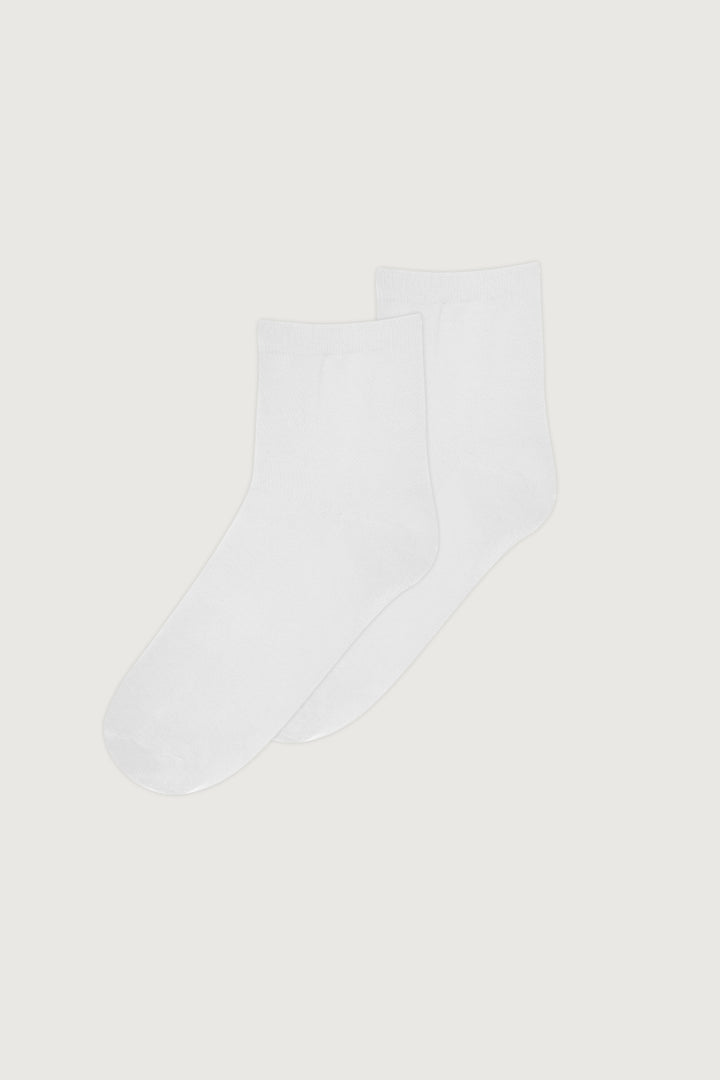 ORGANIC COTTON SOCKS in White — alternate angle