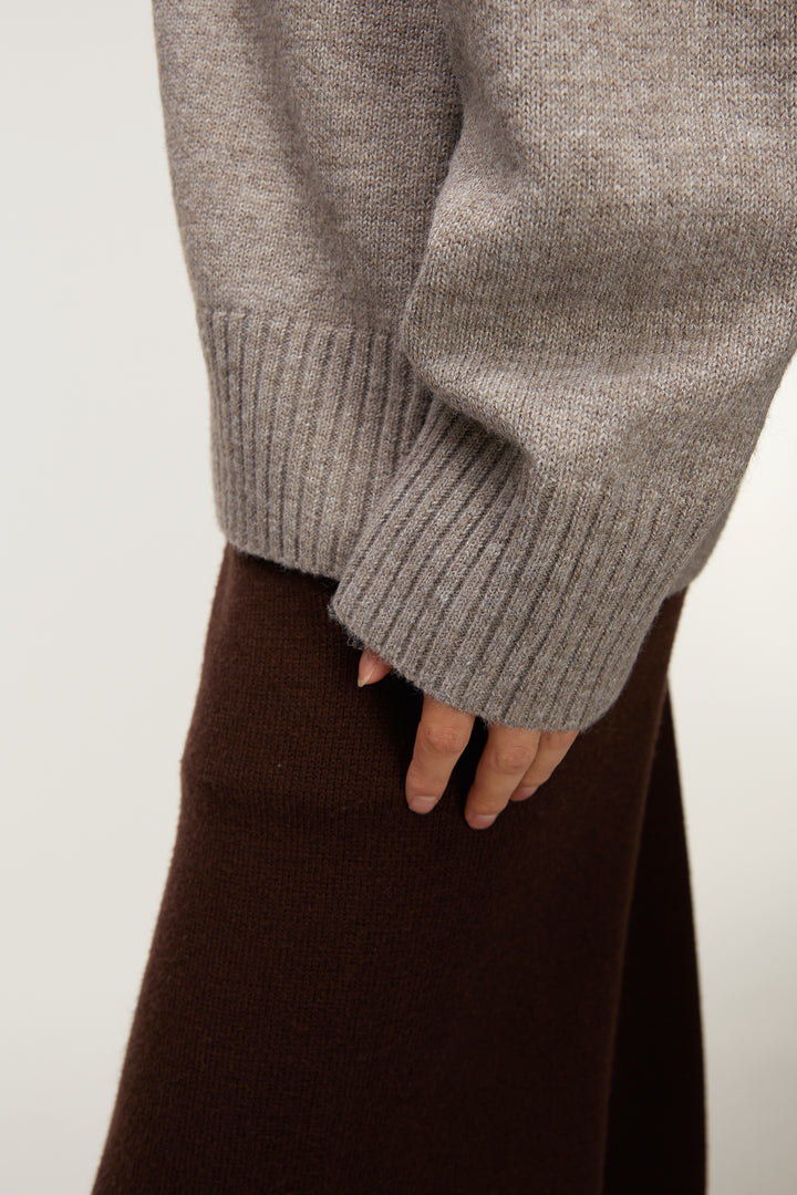 RELAXED FIT V-NECK SWEATER in Heather Taupe — alternate angle