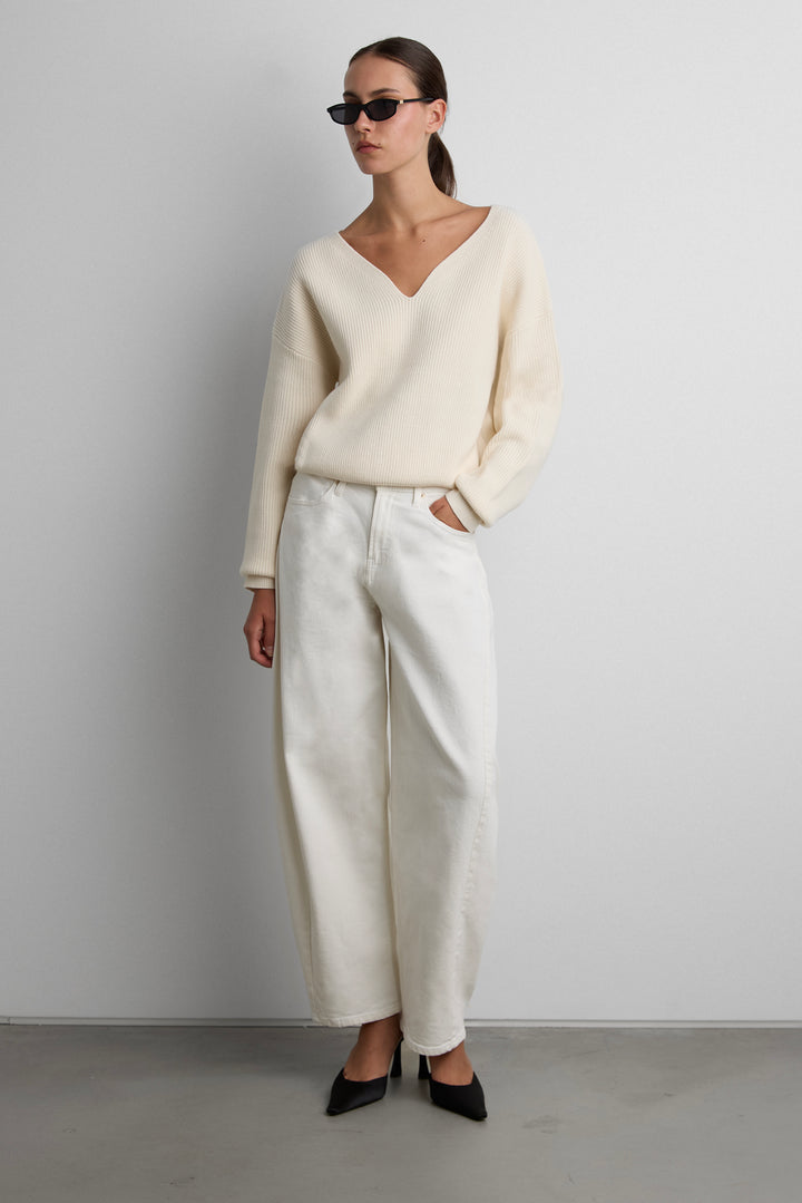 CHUNKY KNIT V-NECK SWEATER in Cream — alternate angle