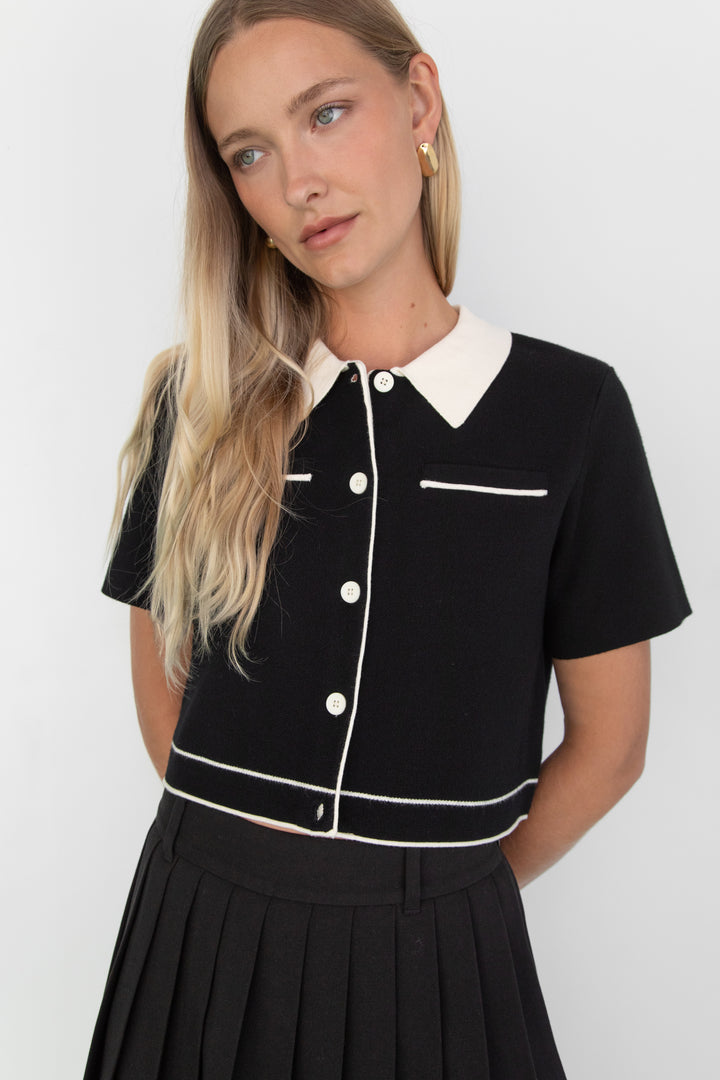 CROPPED KNIT CONTRAST TRIM TOP in Cream Black — alternate angle