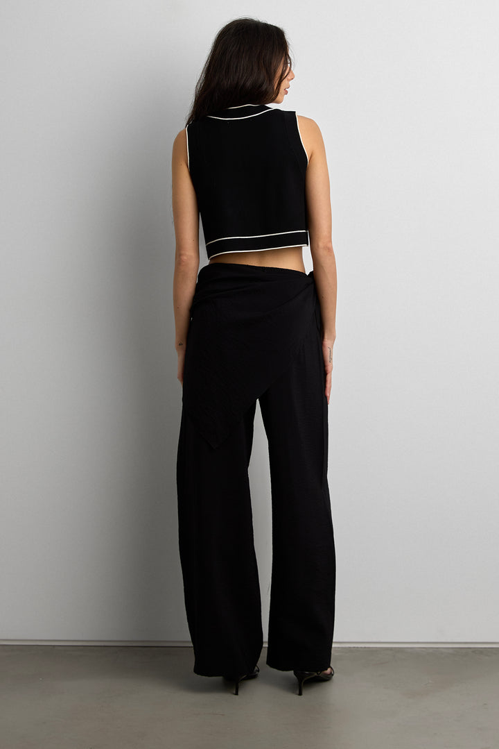 BUTTON UP SWEATER VEST in Cream Black — alternate angle