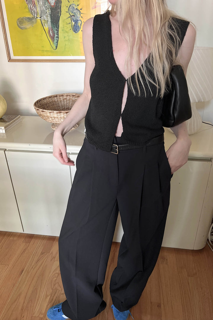OPEN FRONT KNIT TANK in Black — alternate angle