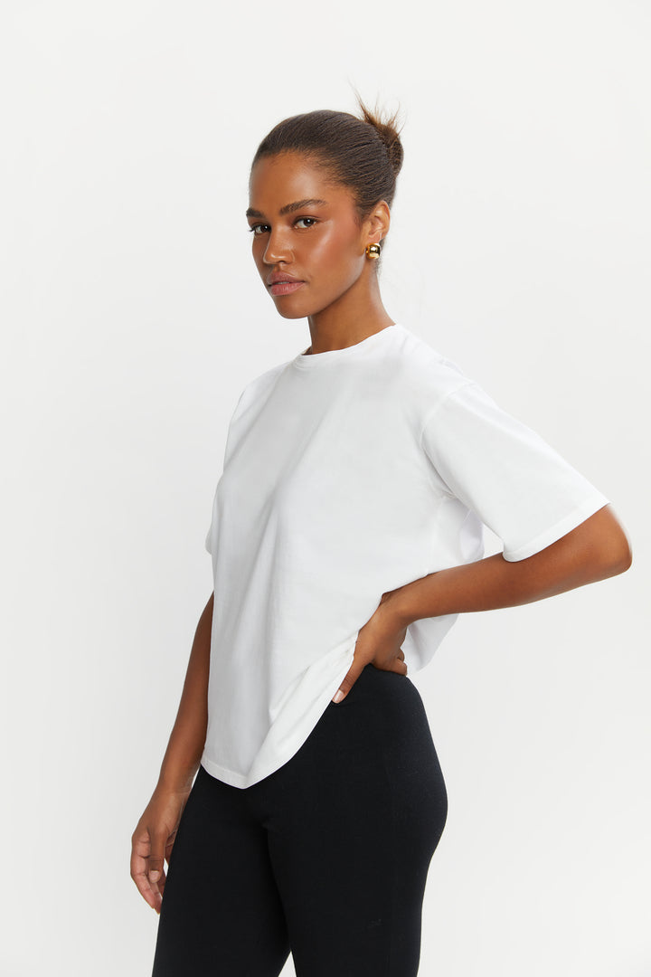 REFINED T-SHIRT in White — alternate angle