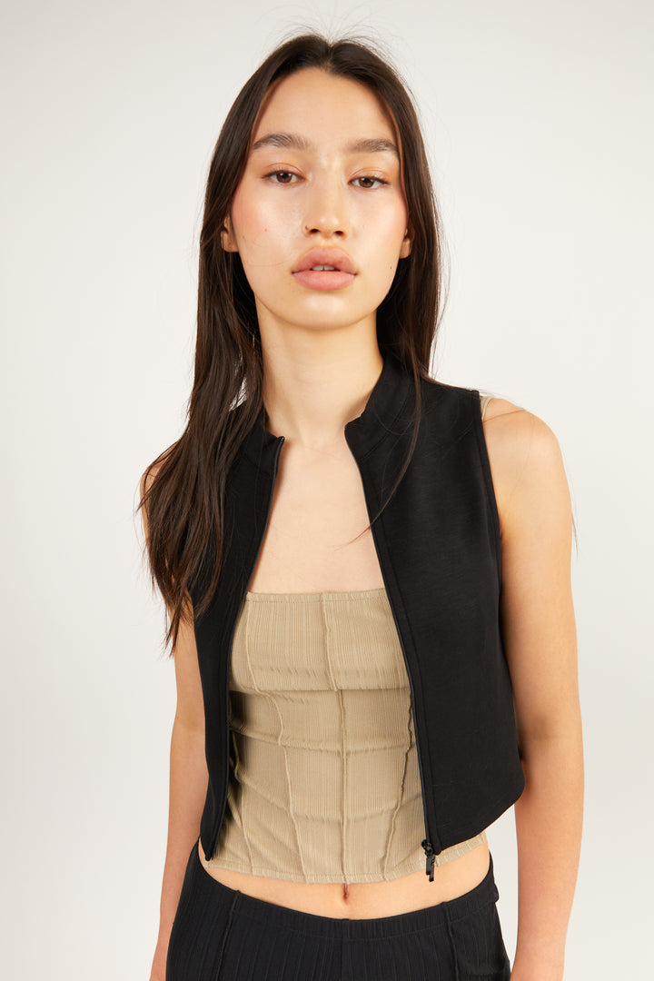 FRONT ZIP MOCKNECK SCUBA TANK in Black Beauty — alternate angle