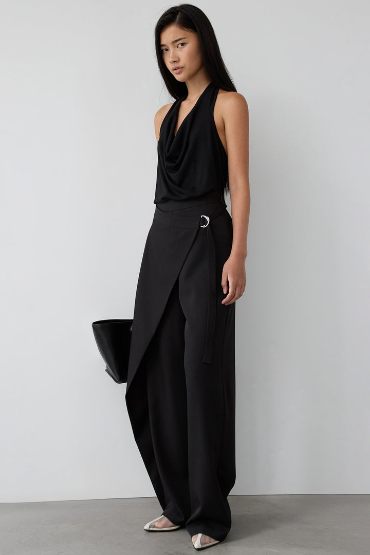 RAYON BLEND TIE NECK HALTER TOP