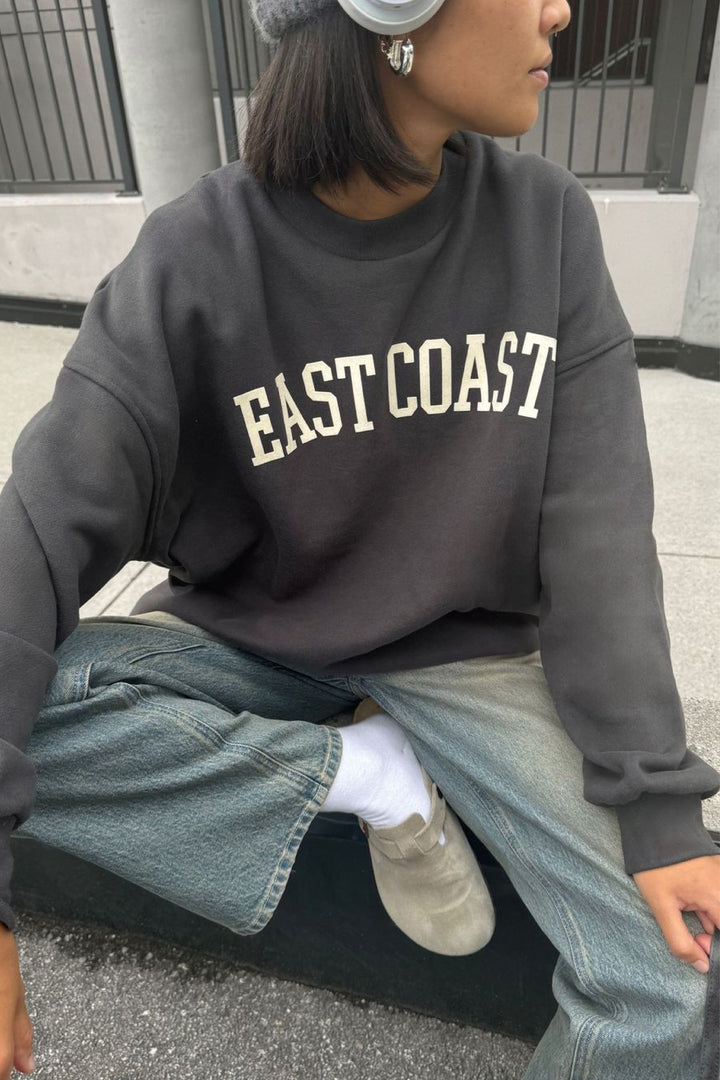 OVERSIZED GRAPHIC SWEATSHIRT in Asphalt West — alternate angle