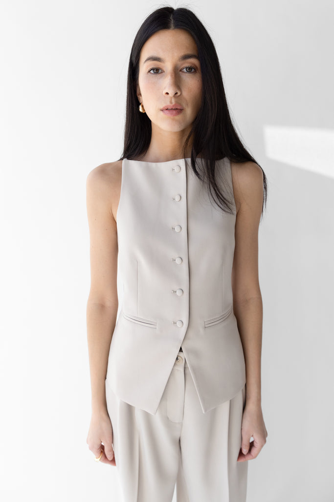 High Neckline Button Vest | OAK + FORT