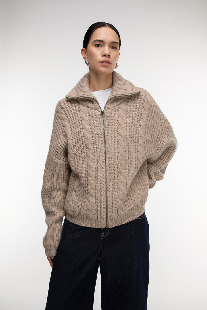 CABLE KNIT COLLARED CARDIGAN