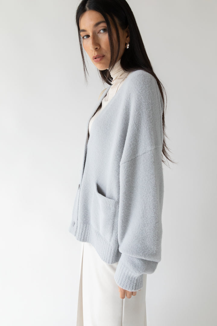 OVERSIZED CARDIGAN