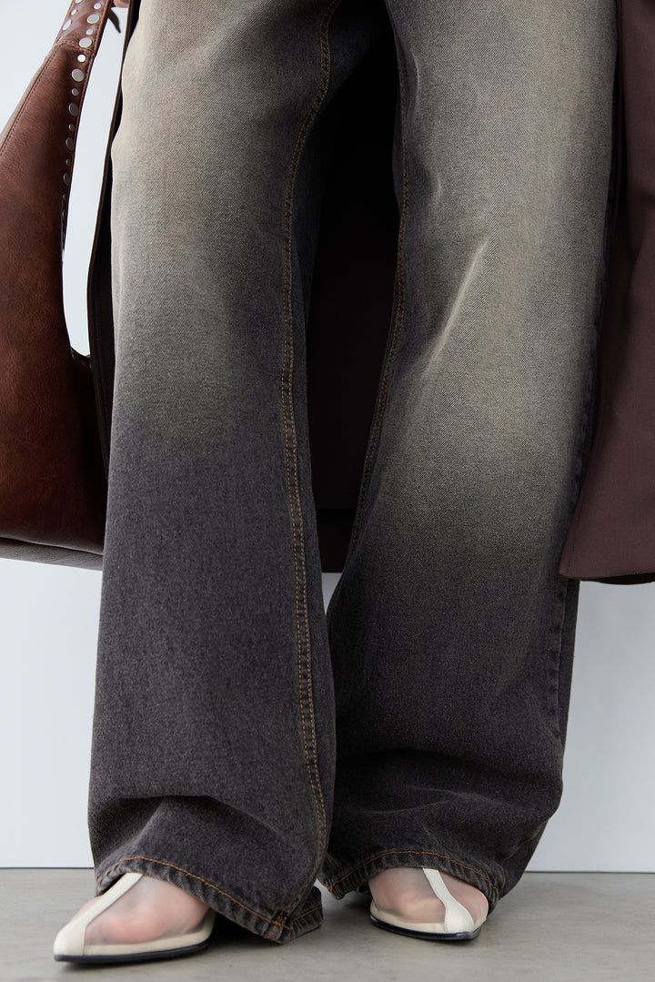MID-RISE CURVED LEG VINTAGE WASH JEAN in Vintage Wash — alternate angle
