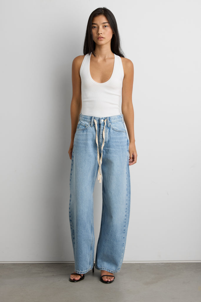 Mid-Rise Wide Leg Light Wash Jean with Drawstring Waist | OAK + FORT