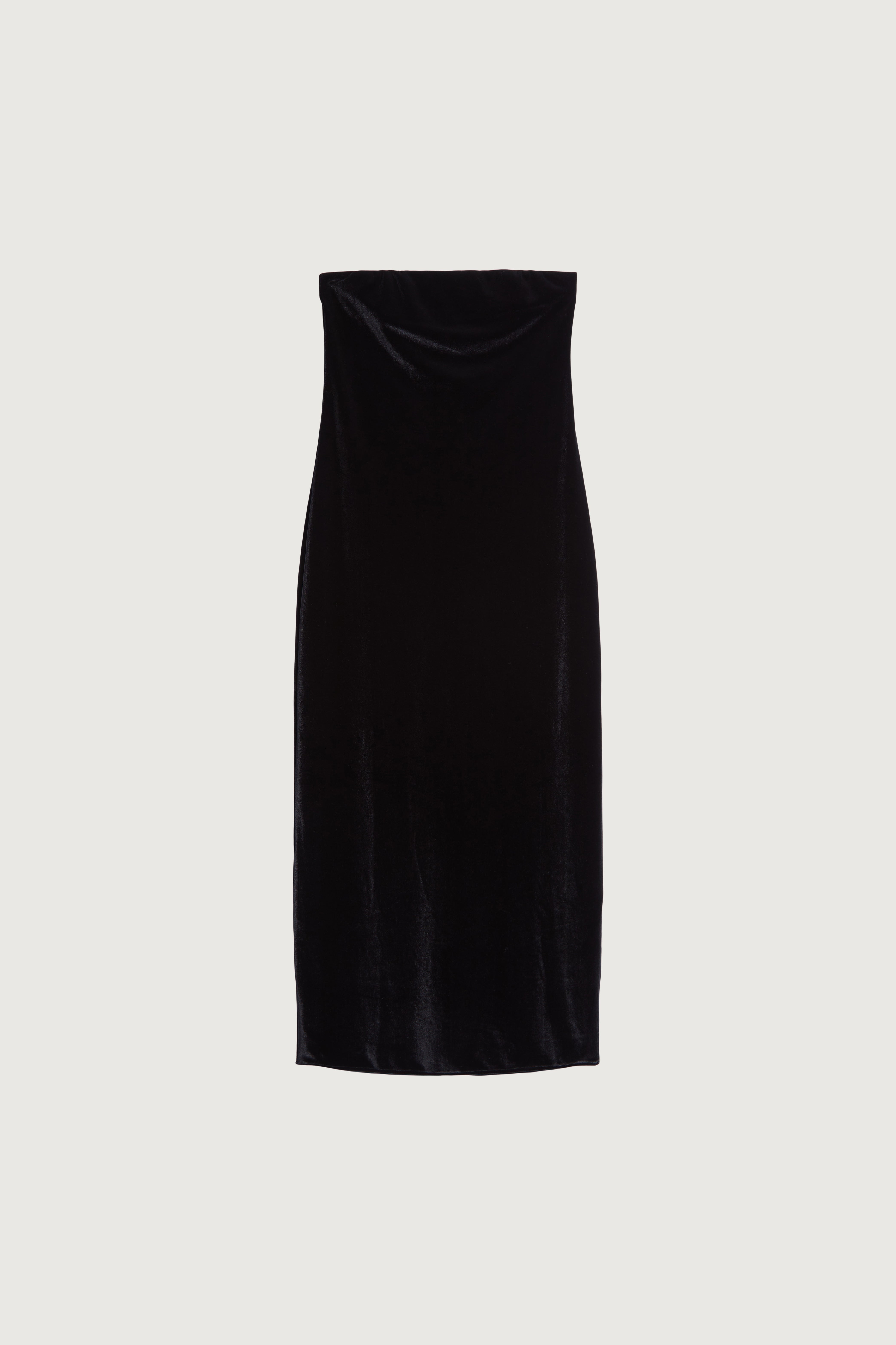 Black velvet tube dress hotsell